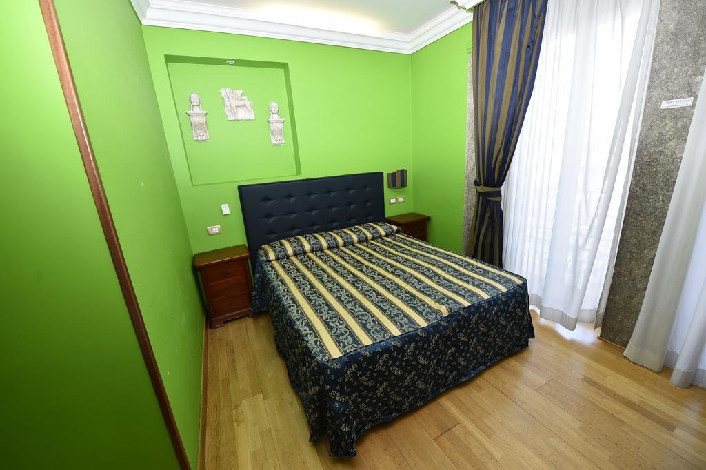 Hotel Augustus Róma Kültér fotó