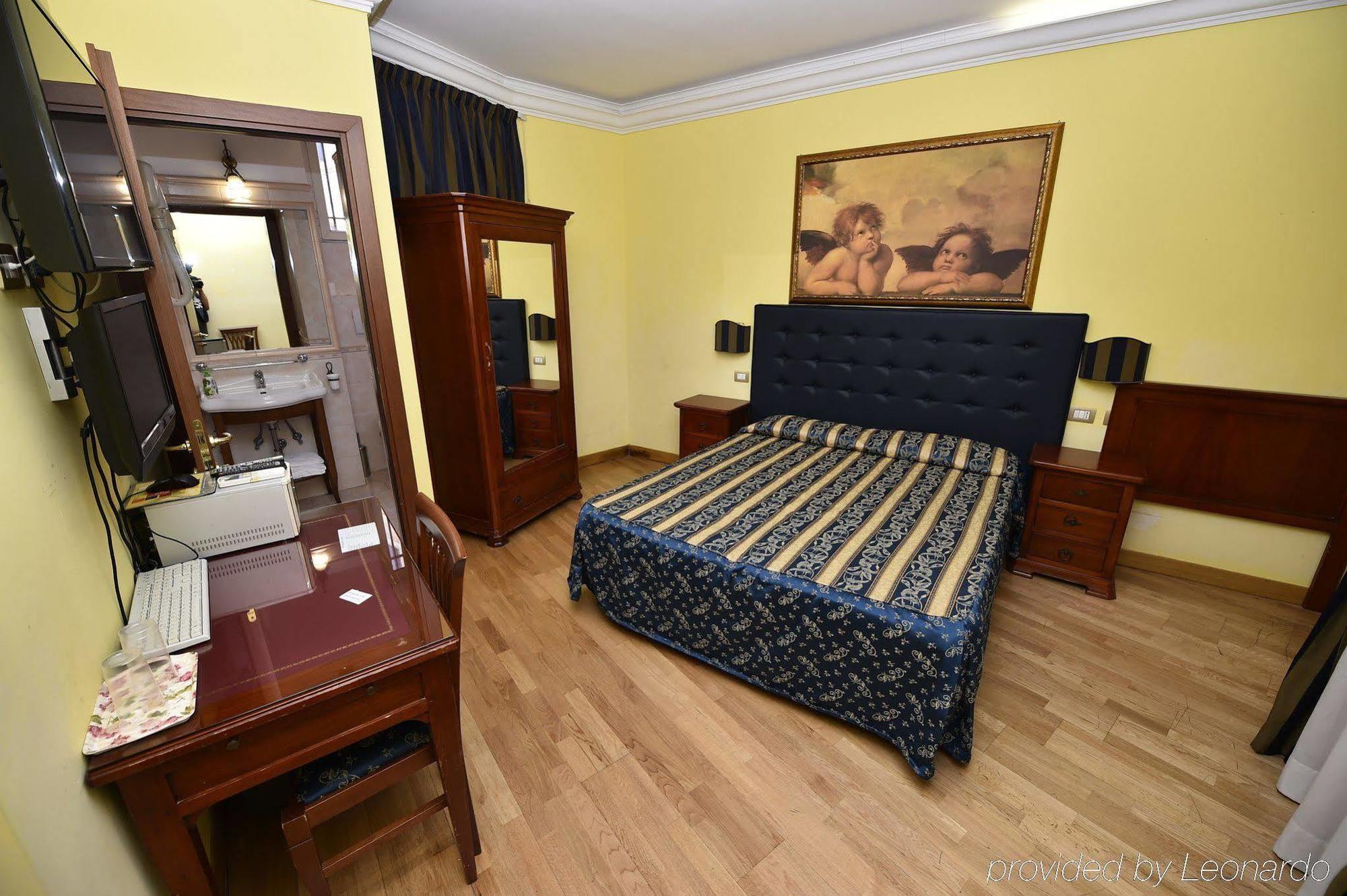 Hotel Augustus Róma Kültér fotó